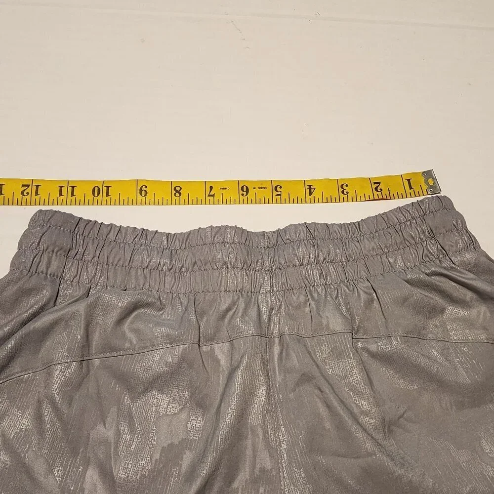 Athleta sz XS Shiny Camo Racer Shorts